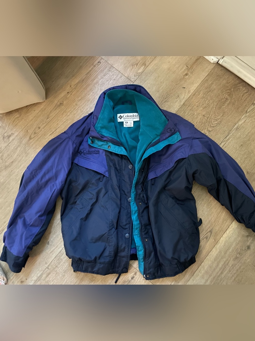 Columbia women’s vintage Kestrel lined coat Navy & Purple Waterproof Jacket